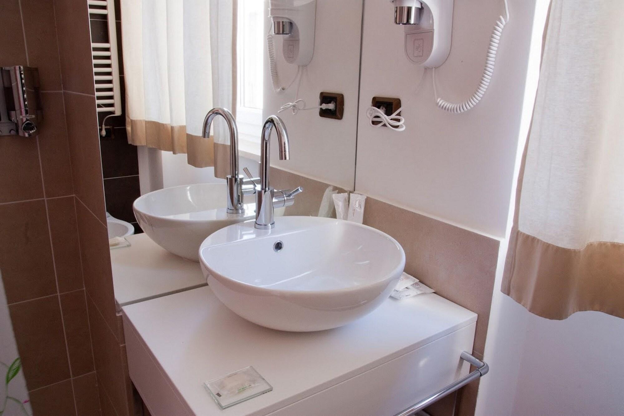Roma Resort Trevi Luaran gambar